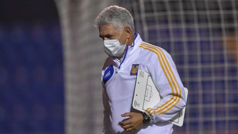 Tuca Ferretti no ira al Mazatlan