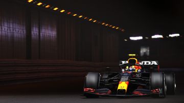 Sergio Checo Perez acaricio el podio en Monaco