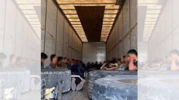 La Patrulla Fronteriza ha reportado varios casos de camiones con inmigrantes atrapados.