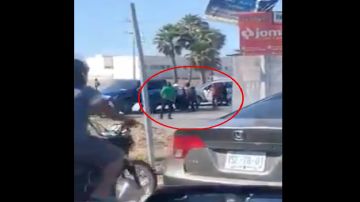 VIDEO: Sicarios del Cártel de Sinaloa son captados deteniendo personas a plena luz del día