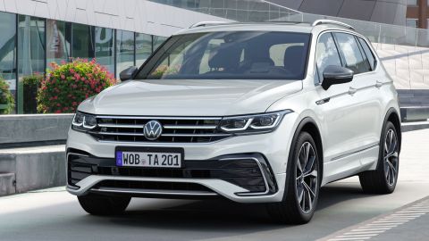 Volkswagen-Tigual-Allspace-120521-05