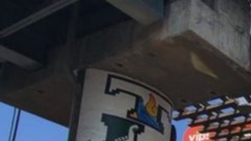 Vecinos de Tláhuac e Iztapalapa tienen que esperar en filas para tomar el autobús.