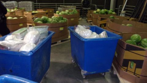 Decomisan contenedores con metanfetamina en la frontera Tijuana-San-Diego