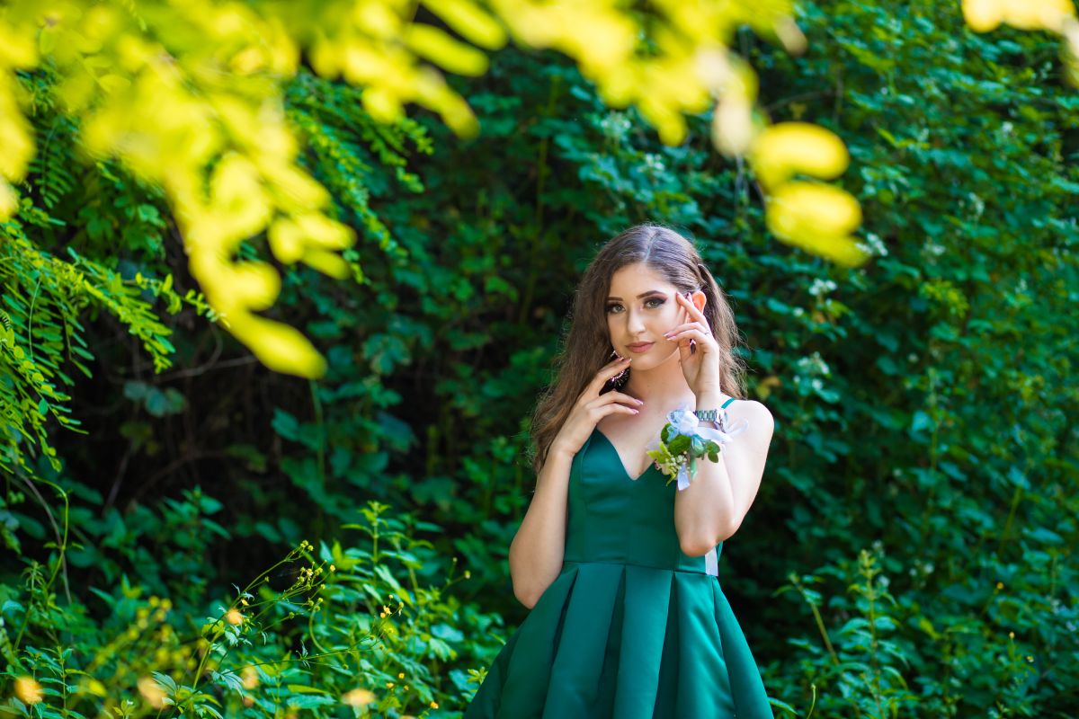 5 diseños de vestidos de quinceañera en color verde ideales para la  primavera - La Opinión