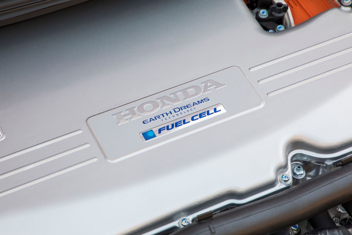 Detalle del motor del Honda Clarity