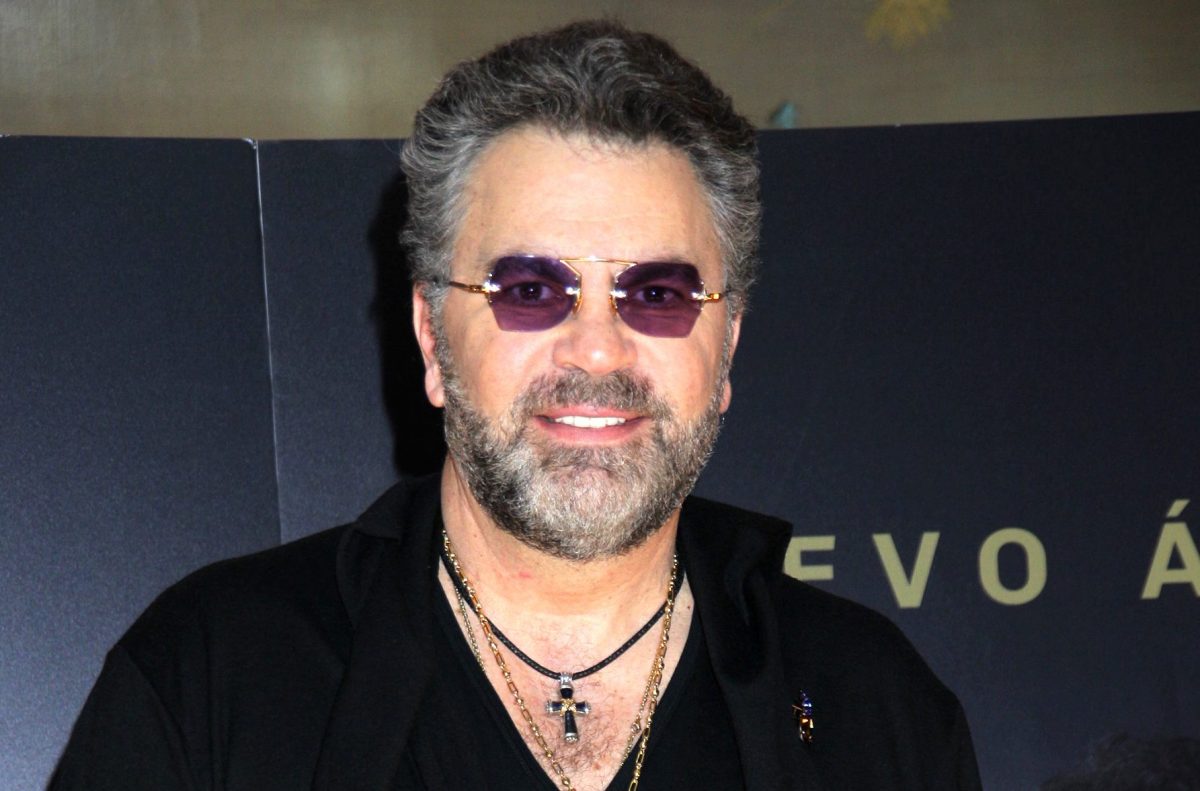 Manuel Mijares preocupa a fans luego de ser captado en silla de ruedas: "Me pusieron mi prótesis" - La Opinión