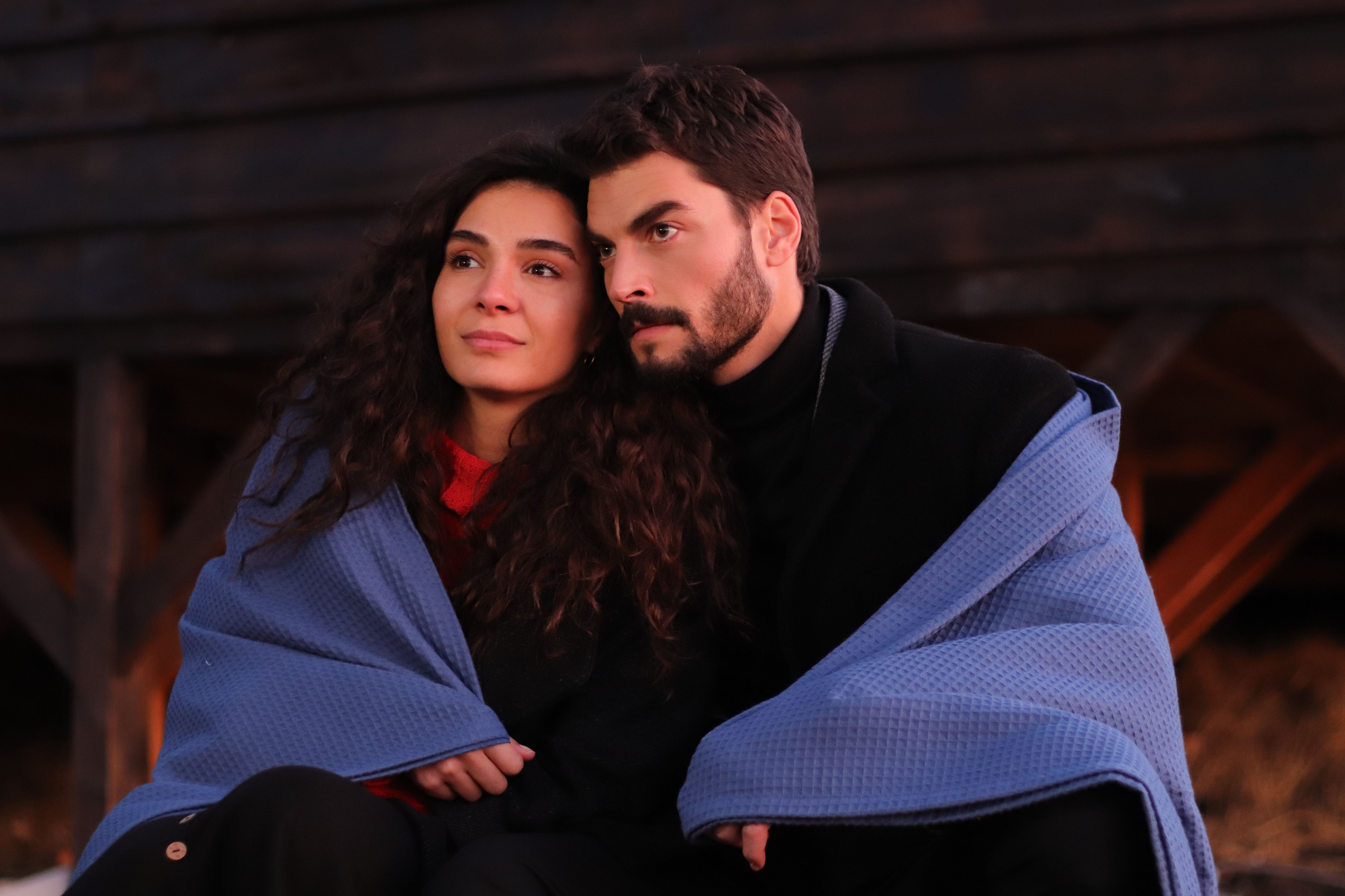 'Hercai: Amor Y Venganza': Conoce A Akin Akinözü, El Nuevo Galán Turco ...