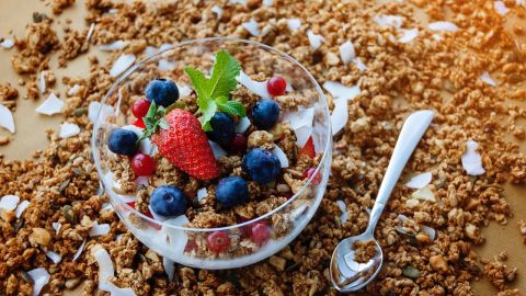 Avena y frutas