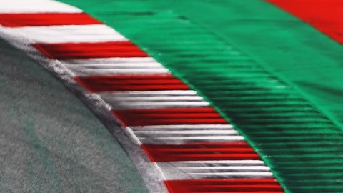 Checo Pérez tiene dos podios seguidos, incluida una victoria.