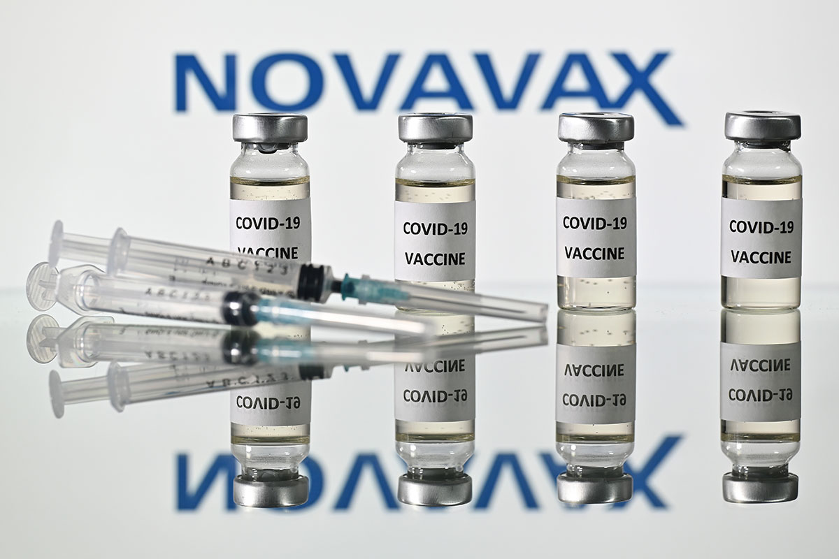 Vacuna de Novavax es eficaz en más del 90% en variantes peligrosas del virus.
