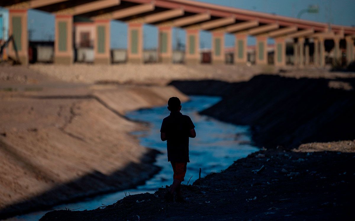 Cada día son más los niños que intentan cruzar solos a Estados Unidos.