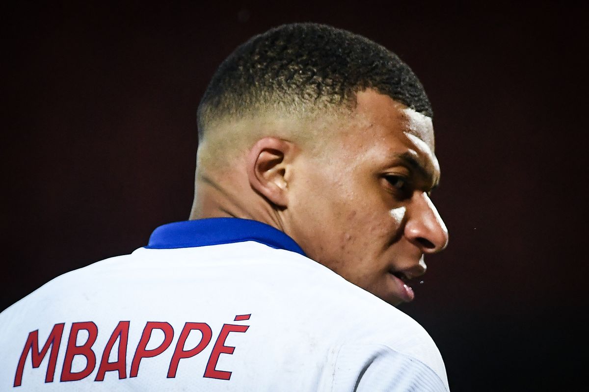 Mbappé was booed by PSG fans