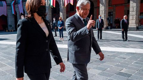 Kamala Harris AMLO