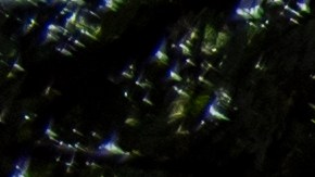 La policía de Austin investiga el área donde ocurrió el tiroteo que causó 14 heridos.