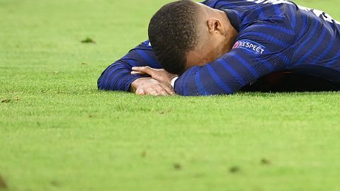 Mbappé erró el último penal y Francia quedó eliminada ante Suiza.