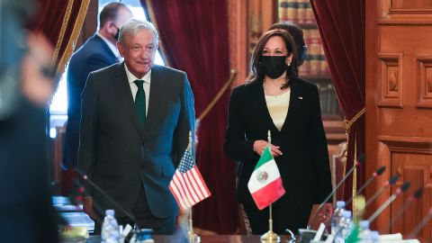 AMLO Kamala Harris