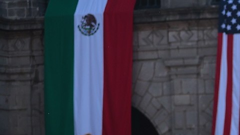 La vicepresidenta Kamala Harris con el presidente mexicano Andrés Manuel López Obrador.
