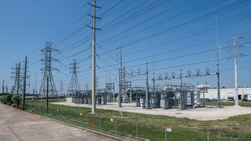 Las compañías de energía piden a los texanos ahorrar electricidad ante la llegada de una ola de calor-GettyImages-1323728091.jpeg