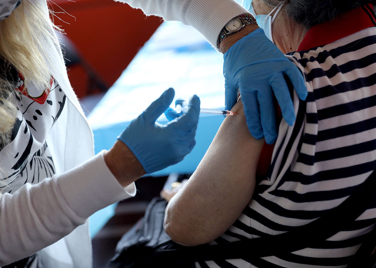 EE.UU. no alcanzará a vacunar al 70% de adultos para el 4 de julio. (Getty Images)