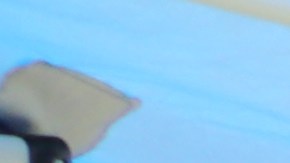 Marilaura López, vendedor ambulante atacada, aparece con su familia.