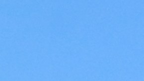 La comunidad sale a apoyar a los vendedores asaltados.