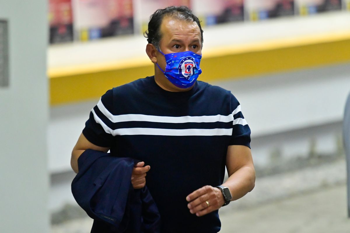 Juan Reynoso, director técnico de Cruz Azul