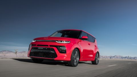 Foto frontal del nuevo Kia Soul 2022