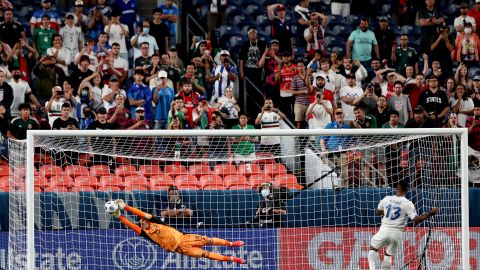 Atajada de Memo Ochoa nos regala la final Mexico ante EEUU