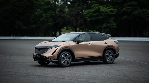 Foto del Nissan Ariya en el exterior