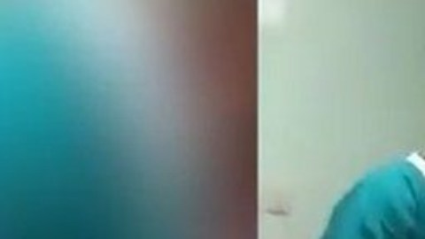 Una las imágenes difundidas del artista durante su hospitalización.