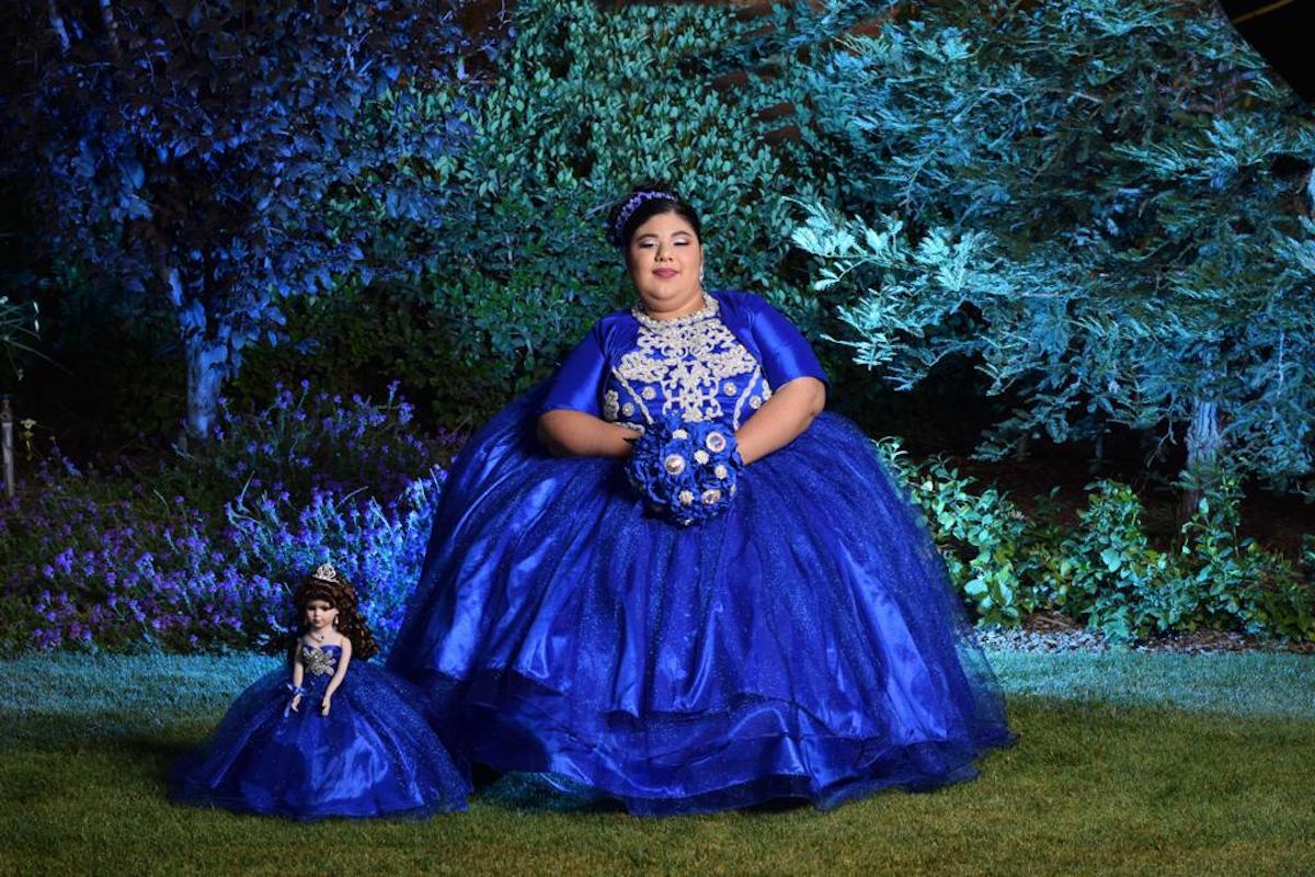 Quinceañera especial celebra su arribo a la edad de las ilusiones - La Opinión Quinceañera especial celebra su arribo a la edad de las ilusiones - La Opinión
