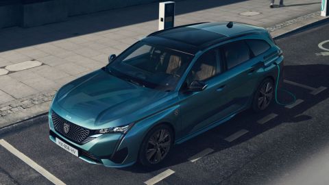 Peugeot-308-SW-220621-01