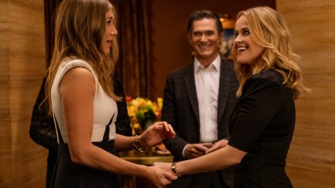 Jennifer Aniston y Reese Witherspoon en una escena de la nueva temporada de 'The Morning Show'