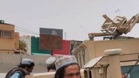 El Talibán se está acercando a ciudades afganas ante la retirada de las tropas estadounidenses.