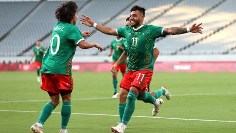 Lainez-Vega fue la llave del primer gol mexicano en el Tokio Stadium.