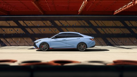 Foto lateral del nuevo Elantra N 2022