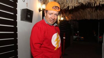 Sammy Pérez, comediante y colaborador de Eugenio Derbez, es intubado por COVID-19