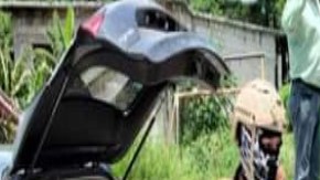 Fotos: Narco relacionado con el CJNG regala despensas luego de que gobierno ofreciera recompensa