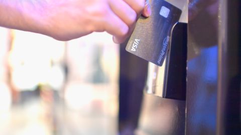 Visa logra un mil millones de dólares en transacciones con criptomonedas en lo que va de 2021.