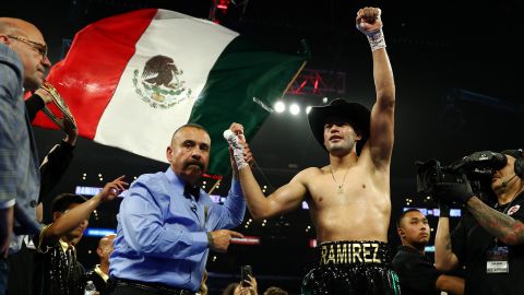 Giberto "Zurdo" Ramírez es el primer campeón mundial supermediano en la historia de México.