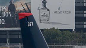 México firma convenio con EE.UU. para recuperar el grado de seguridad aérea