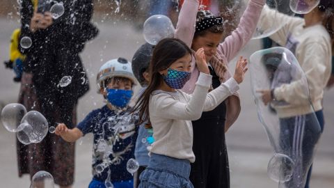 Tienes hasta el lunes 2 de agosto para renunciar a la ronda de pagos mensuales del crédito fiscal por hijos-GettyImages-1233207423.jpeg