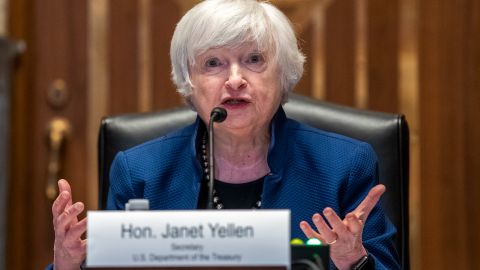 Secretaria del Tesoro, Janet Yellen, asegura que abordar los impactos del cambio climático requiere de decisiones económicas nada sencillas.