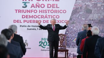 “Nunca jamás los traicionaré”, dice AMLO a mexicanos a tres años de su triunfo electoral