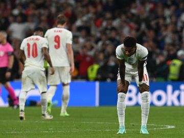 El jugador pidió disculpas por errar el penalti crucial para Inglaterra.