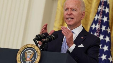 Biden incrementa el plan de vacunación ante el auge de la variante Delta.