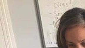 Hilda Marella Delgado ya quiere que sus hijos Santiago y Valentina regresen a sus escuelas. (Foto cortesía).