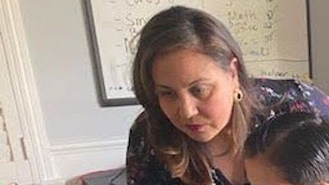 Hilda Marella Delgado ya quiere que sus hijos Santiago y Valentina regresen a sus escuelas. (Foto cortesía).