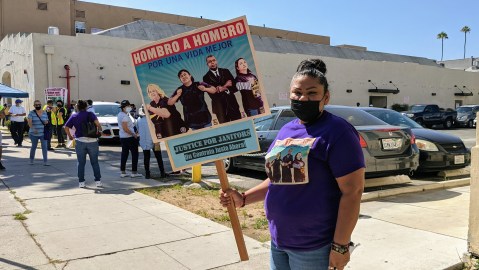 Margarita Larin, trabajadora de limpieza y miembro del SEIU-USWW. (Jacqueline García/La Opinión)