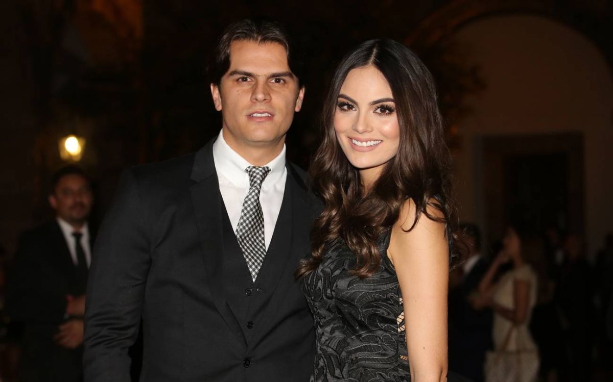 Ximena Navarrete y Juan Carlos Valladares revelan el sexo del bebé que esperan.